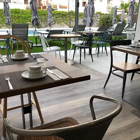 Windsor Tossa - Adults Only 16 Отель