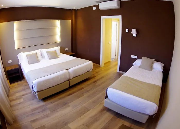 Windsor Tossa - Adults Only 16 فندق