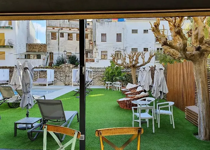 Windsor Tossa - Adults Only 16 מלון 3*