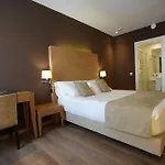 Windsor Tossa - Adults Only 16 توسا ذي مار