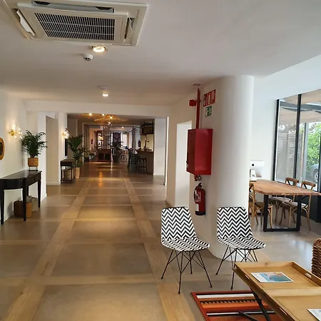 Windsor Tossa - Adults Only 16 فندق 3*